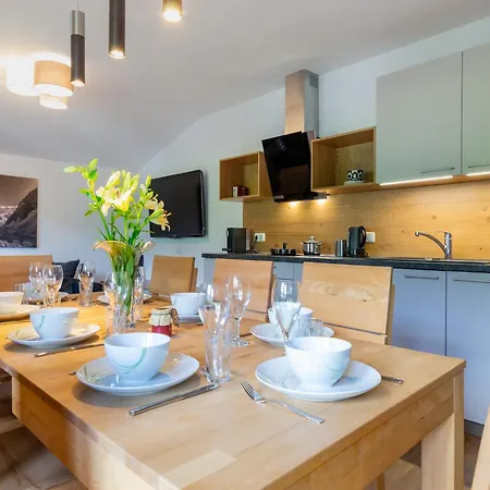 Beautiful In Salzburg With Balcony, Cleaning Included Apartment Bramberg am Wildkogel