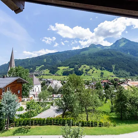Apartment Beautiful In Salzburg With Balcony, Cleaning Included